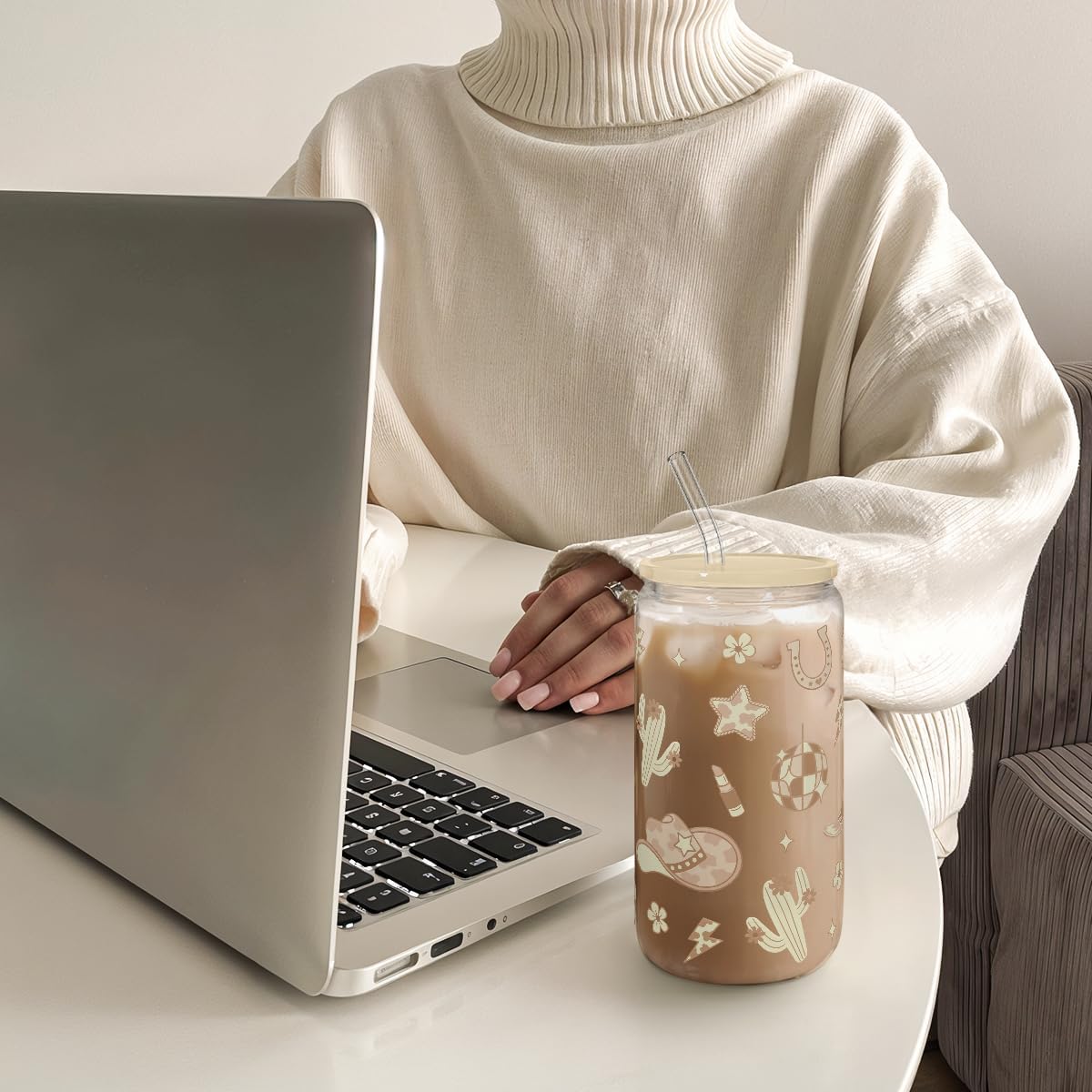 Western Cowgirl 16oz Can Glass Tumbler with Acrylic Lid & Straw, Iced Coffee Cup for Women, Aesthetic Cups Gifts for Birthday Christmas