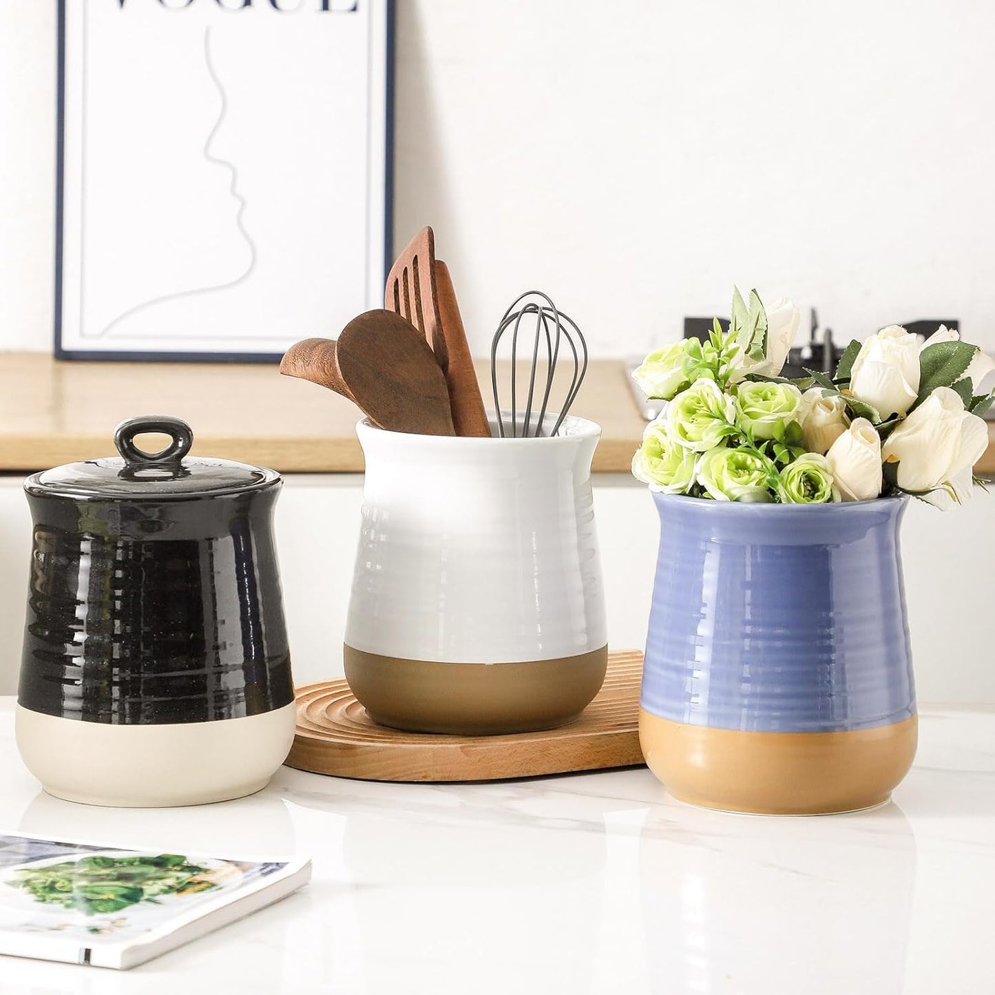 Hasense Ceramic Kitchen Canister, 75 OZ Coffee Canister with Lid, Airtight Food Storage Jar for Coffee Bean, Nuts, Candy, Spice, Flour and Herb, Large Food Container, Kitchen Decor, Black