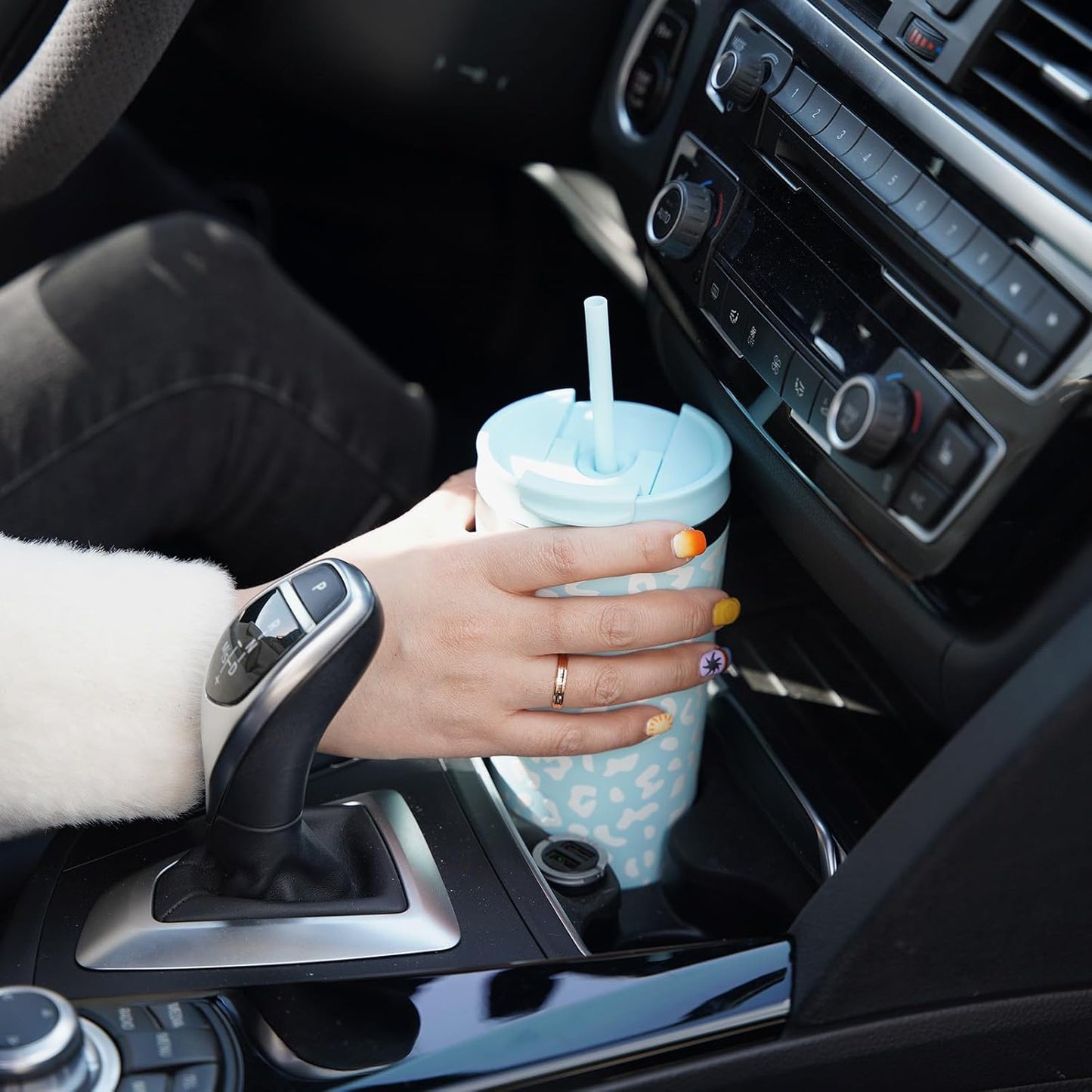 BJPKPK 18oz Insulated Tumbler With lid And Straw Stainless Steel Tumblers Travel Coffee Mug Reusable Thermal Cup,Black Leopard