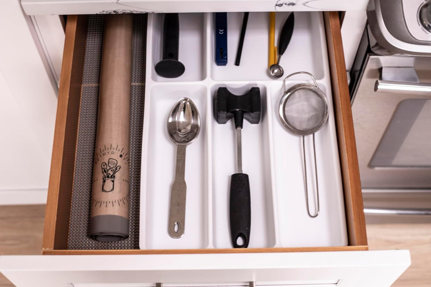 Silicone Baking Mats for 3/4 Size Cookie Sheets for Baking - 3 Pack - Non-Stick, Food Safe Oven Safe Liners for baking sheets - Easy Clean, Mess-Free Baking Sheet Liners, 13.5 x 19.5 Inches