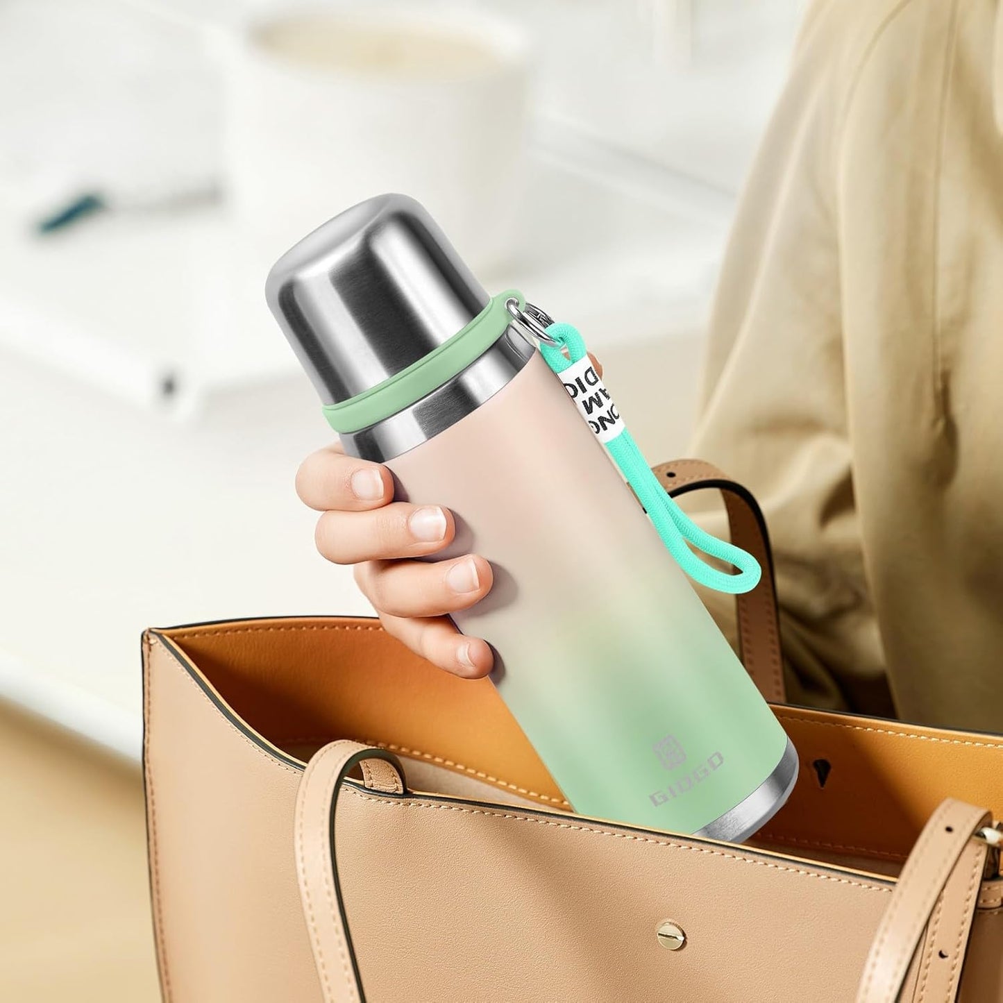 Stainless Steel thermo Bottles with cup 700ml/23.7oz Vacuum Insulated Bottle for hot and cold coffee drink water thermo flask with cup.(Gradient Green,700ml)
