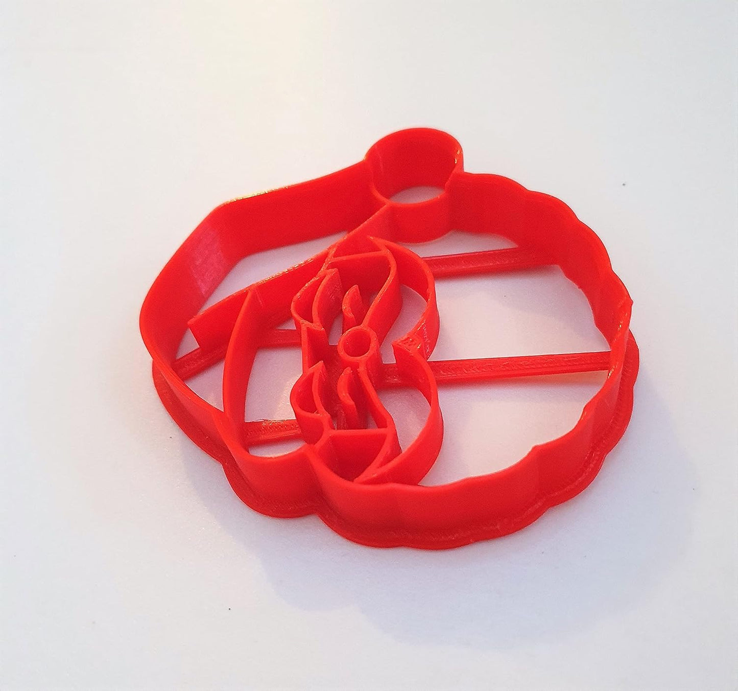 T3D Cookie Cutters Santa Claus Cutter, Suitable for Cakes Biscuit and Fondant Mold Homemade Treats, Christmas Santa, 3.38inch x 3.44inch 0.55inch