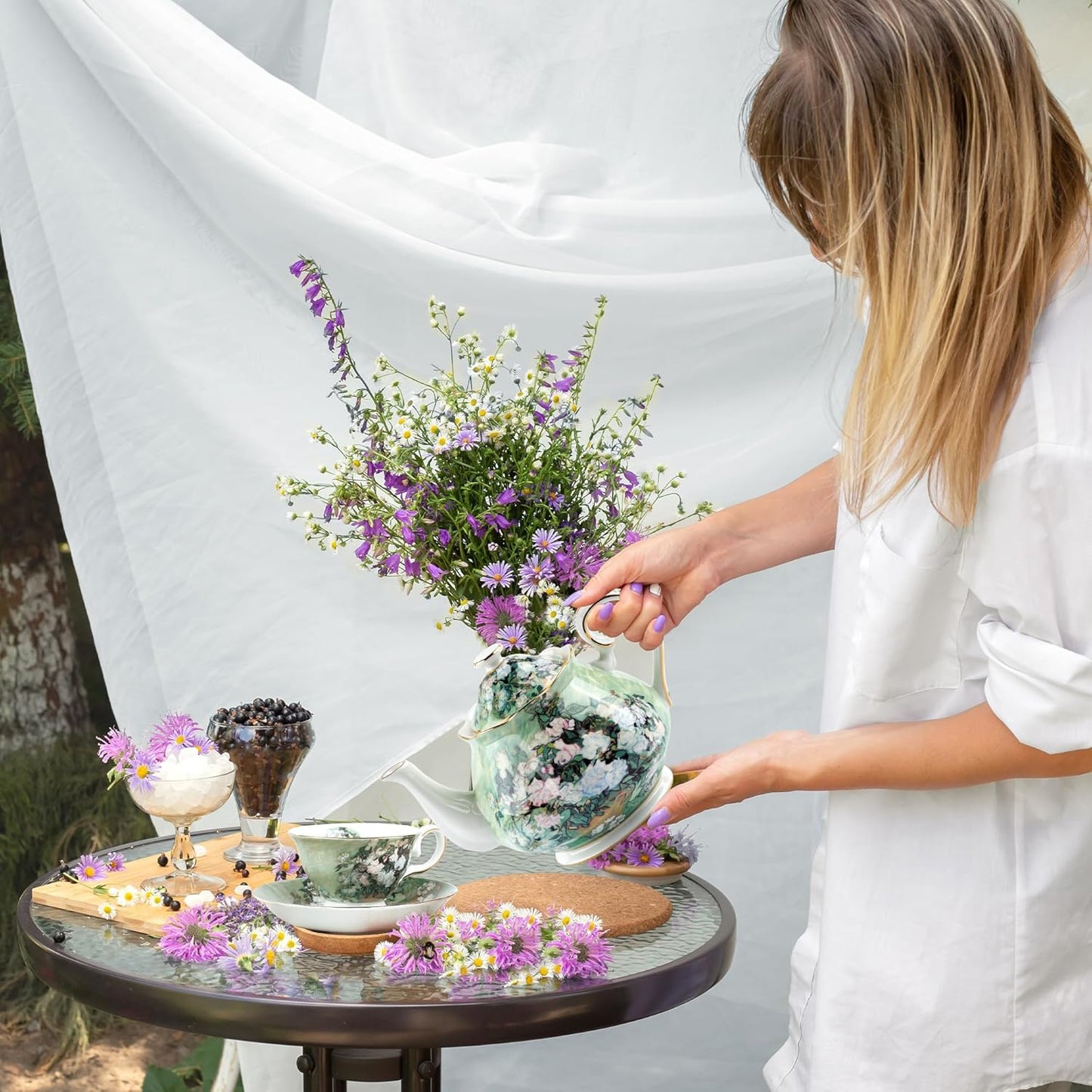 Teapot 30 oz Van Gogh Paintings Bone China Loose Tea Pot Floral Design Vintage Ceramic Coffee Water Pot European Style Porcelain (White Rose)