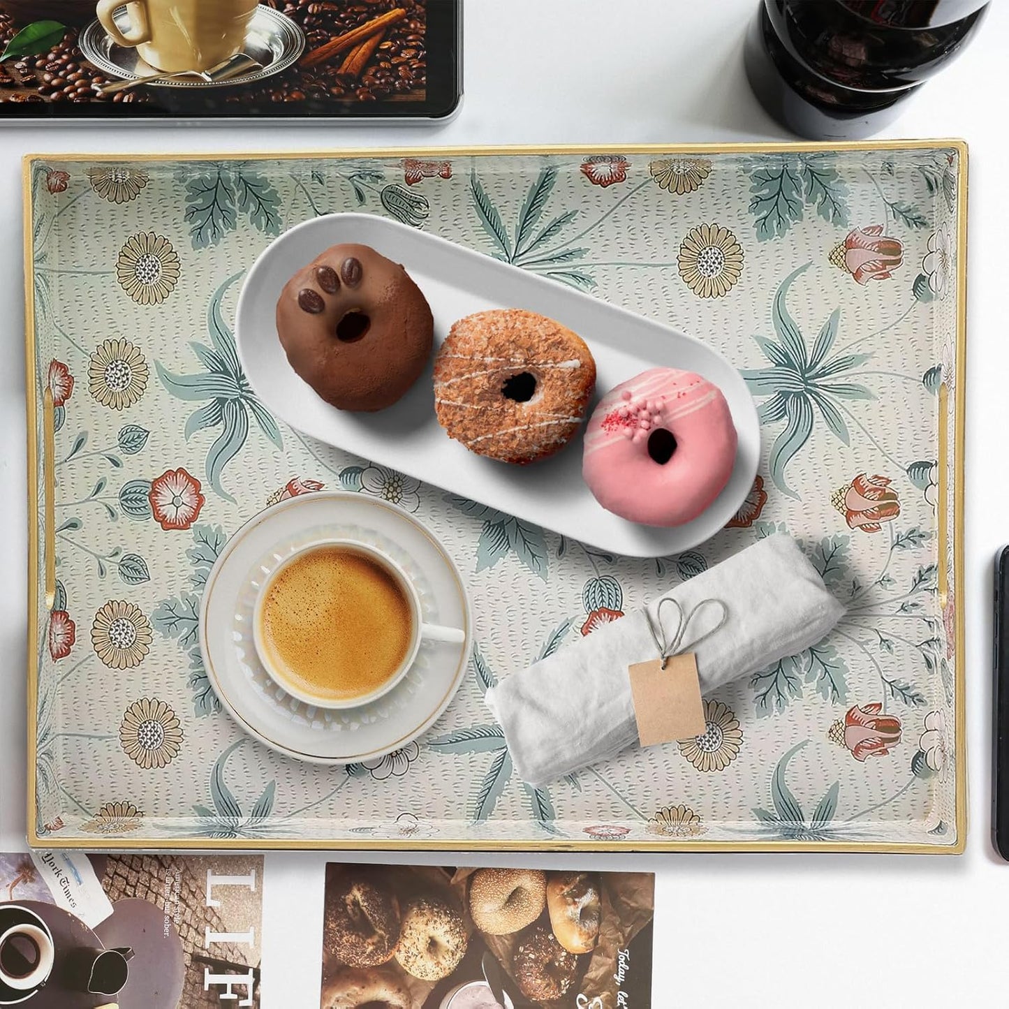 Rectangle Serving Tray with Handles, Coffee Table Tray for Ottoman, Living Room, Outdoor Tray for Patio Entertaining, Serving Breakfast Kitchen Platter, Daisy