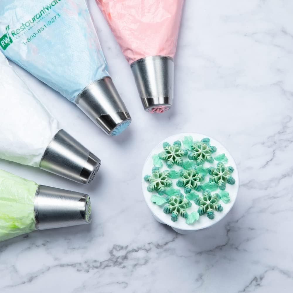 Restaurantware-Russian Piping Tip, 1 Snowflake Cake Decor Piping Tip - #12, Corrosion-Resistant, Stainless Steel Decorating Tip For Frosting, Dishwashable, Decorate Cupcakes, Cakes, or Cookies