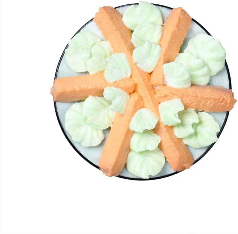 Restaurantware-Russian Piping Tip, 1 Petal Cake Decor Piping Tip - #38, Corrosion-Resistant, Stainless Steel Decorating Tip For Frosting, Dishwashable, Decorate Cupcakes, Cakes, or Cookies