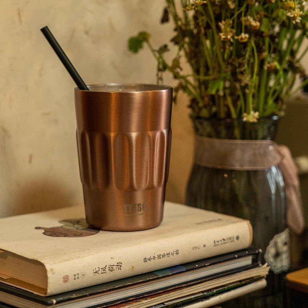 TYESO Stainless Steel Portable Tumbler with Flip Lid,Travel Mug with Concealed Carry Handle, Leakproof Insulated Coffee Cup (GREEN, 17 OZ)