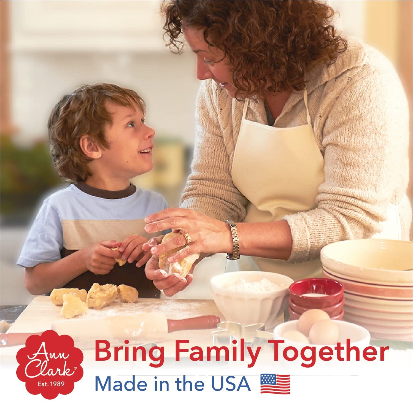 Fall Leaves Cookie Cutters and Food Coloring Gel 6-Piece Set Made in USA by Ann Clark