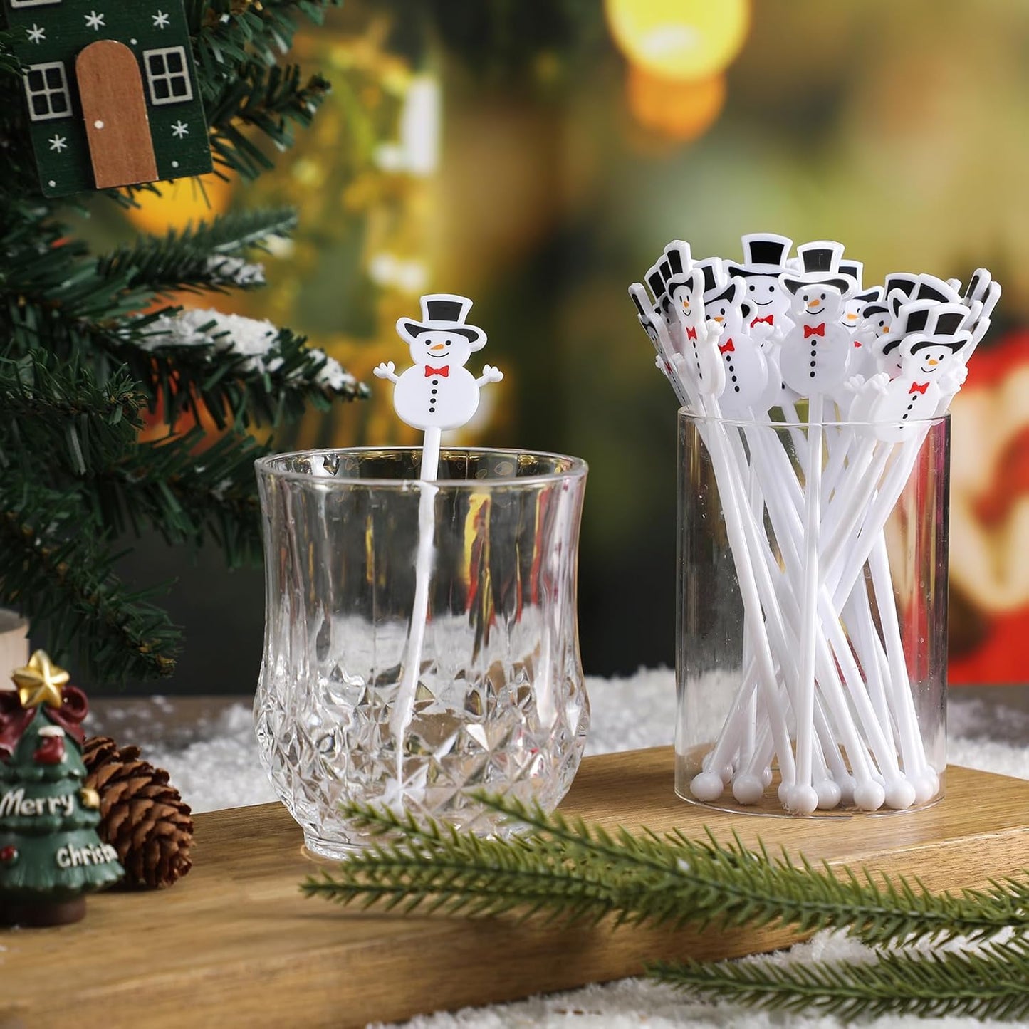 30 Pcs Christmas Drink Stirrers Xmas Stir Stick Holiday Coffee Swizzle Stick Reusable Plastic Hot Cocoa Bar Chocolate Decoration Cocktail Mixer(Snowman,Lovely Color)