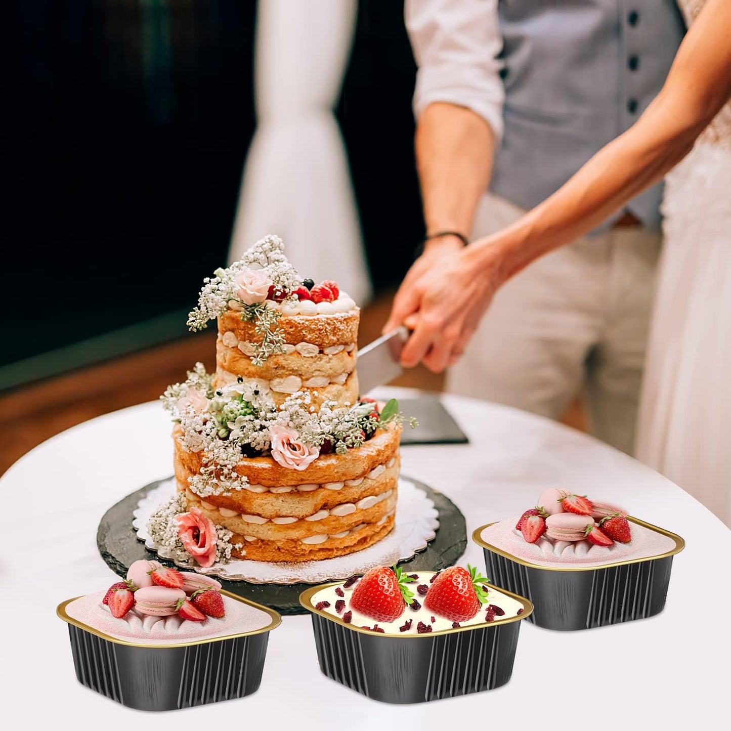 10oz/80pack Mini Cake Pans with Lids,LNYZQUS Small Foil Baking Tins Brownie Baking Cups,4”x4” Disposable Ramekins Jumbo Cupcake Muffin Pan Mini Aluminum Containers Holders-Black