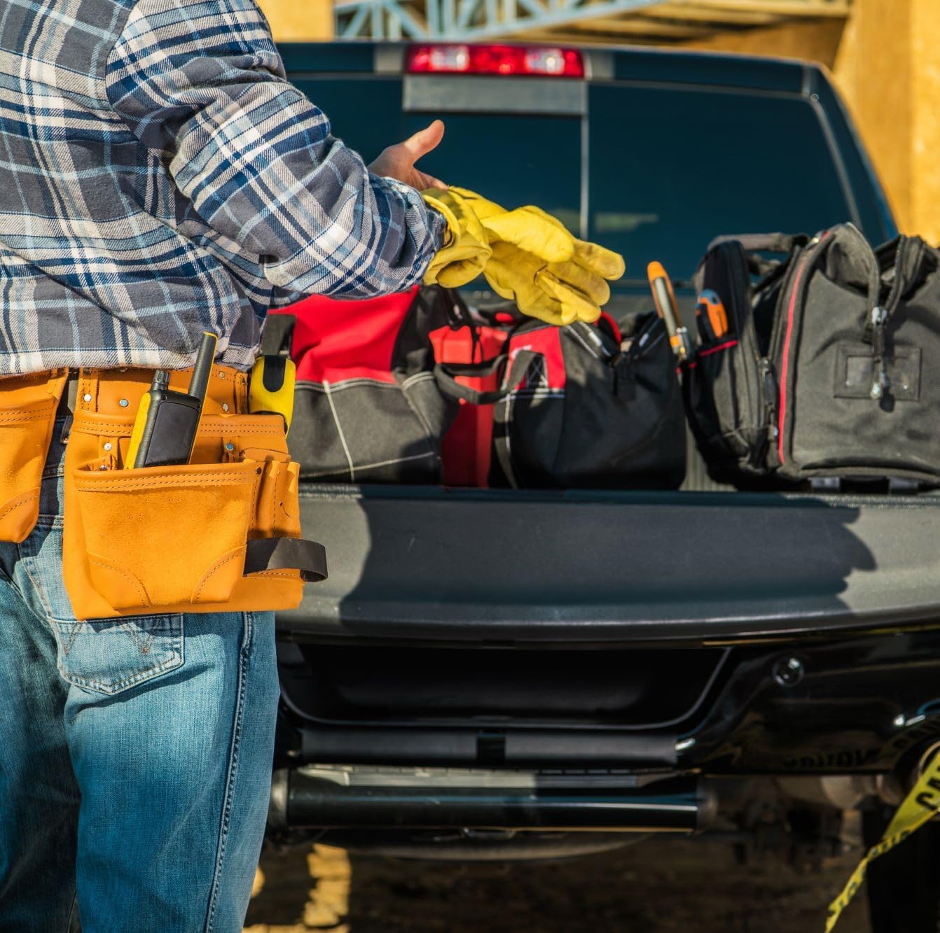 DULFINE Leather Work Gloves for Men & Women, Reinforced Durable Gardening Gloves,Cowhide Work Gloves,Puncture & Cut Resistant