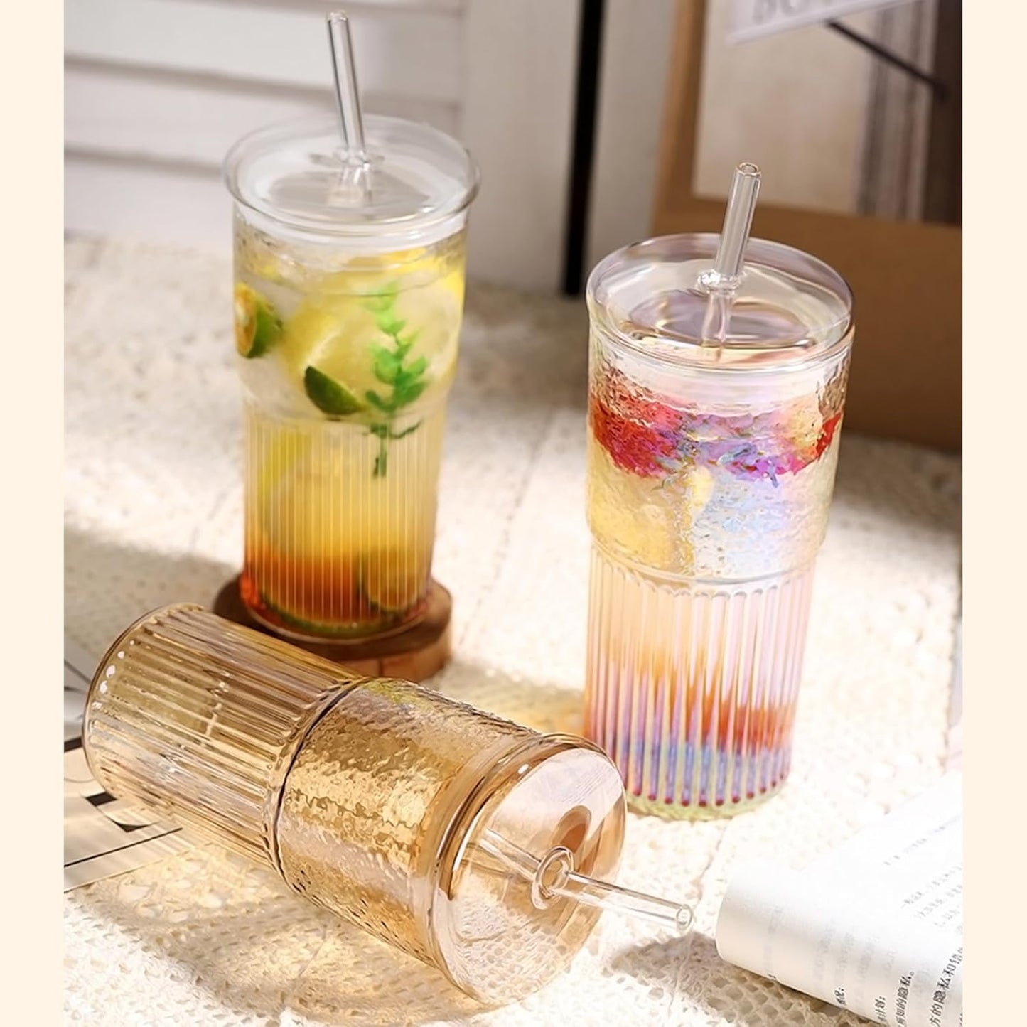 GOSCHE 20oz Glass Cups with Straws and Lids, Drinking Jar 2 Packs, Iced Coffee Cups Glass Tumblers for Water Smoothie Milkshake, Iridescent