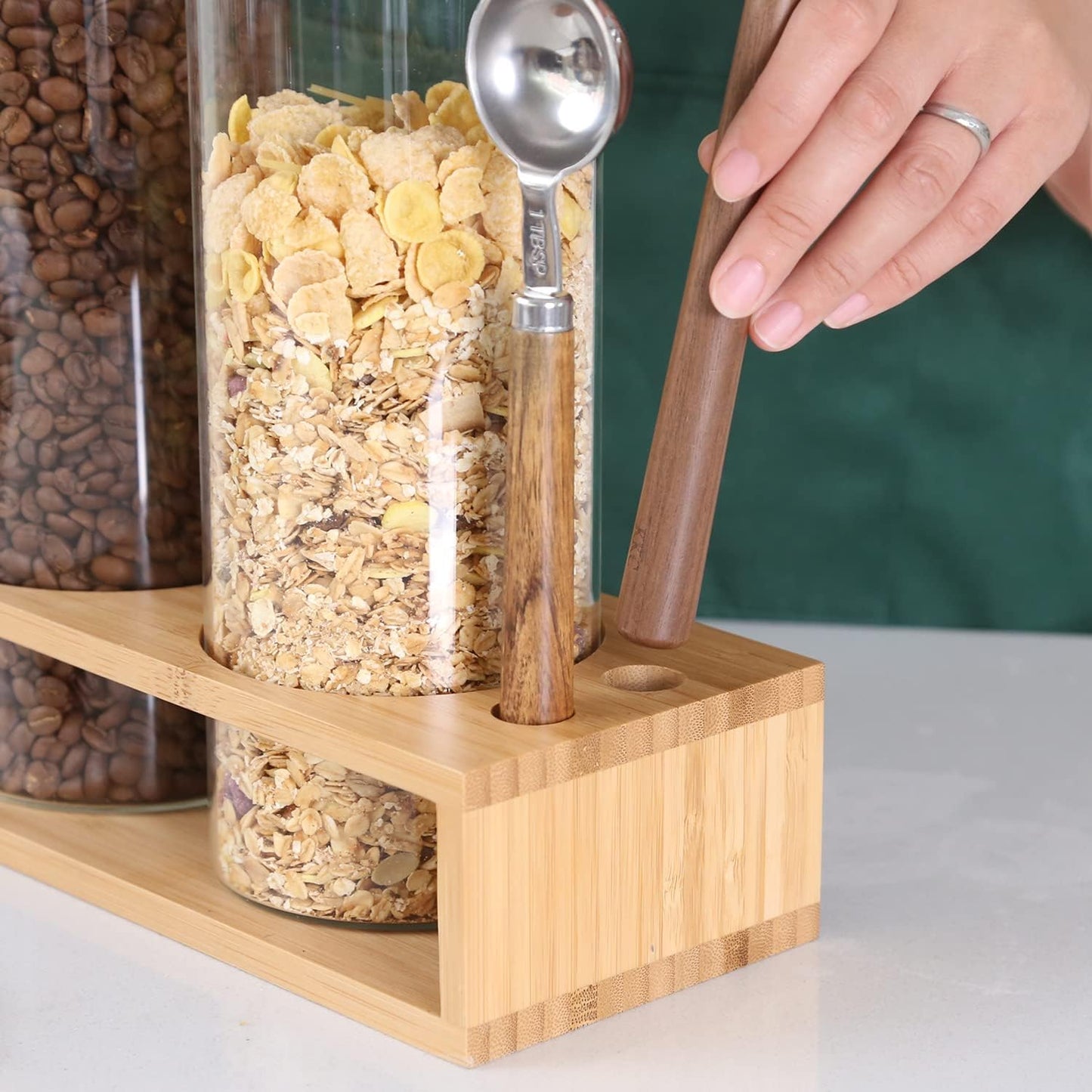 KKC HOME ACCENTS Clear Glass Food Storage Canisters with Airtight Wooden Lids and Scoops,Air Tight Sealed Glass Canisters with Spoons for Ground Coffee and Beans,Loose Tea,Flour,Sugar,47 Fl oz