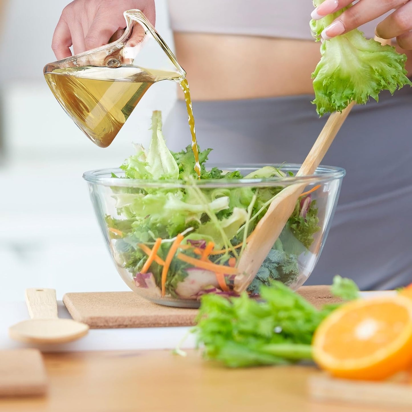 Joeyan 6 oz Glass Measuring Cup with Double Spouts,Clear Borosilicate Espresso Shot Glasses with Wooden Handle,Milk Creamer Frothing Pitcher Barista Coffee Carafe