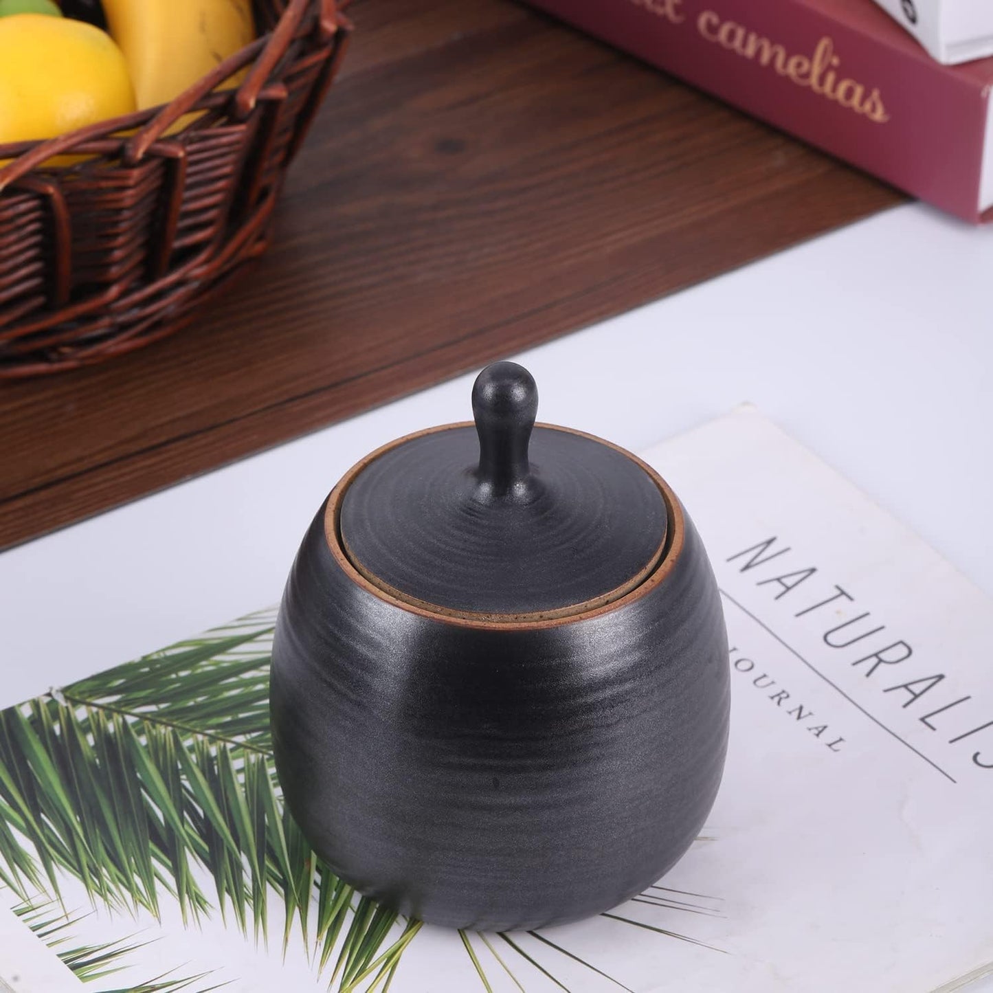 Kitchen Canisters Vintage Ceramic Food Storage Jar with Airtight Lid for Tea, Coffee, Herb, Sugar, Spice, Nuts (Black)