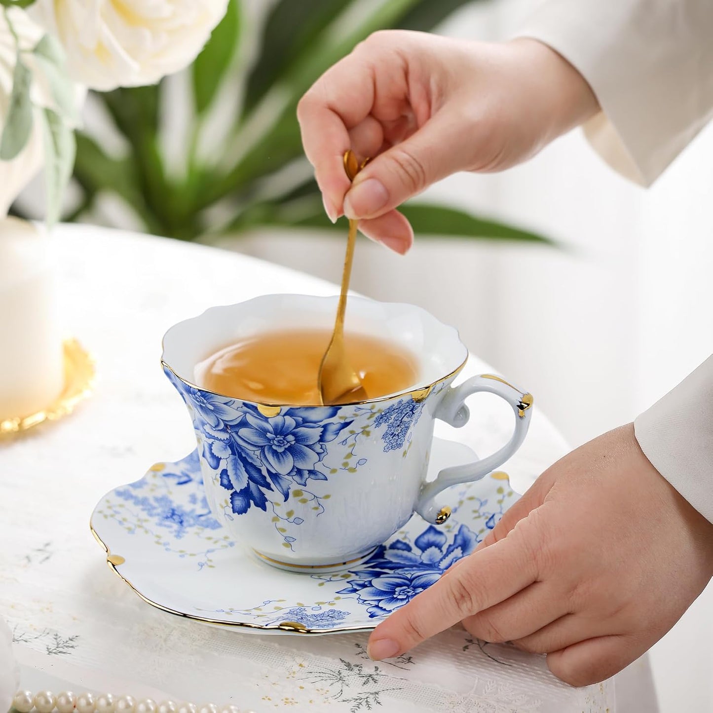 TATSUMI Country Roses Bone China Tea Cup and Saucer Set, 6 Pieces, Vintage Style, For Women and Tea Parties(Rose Blue,2 Sets)