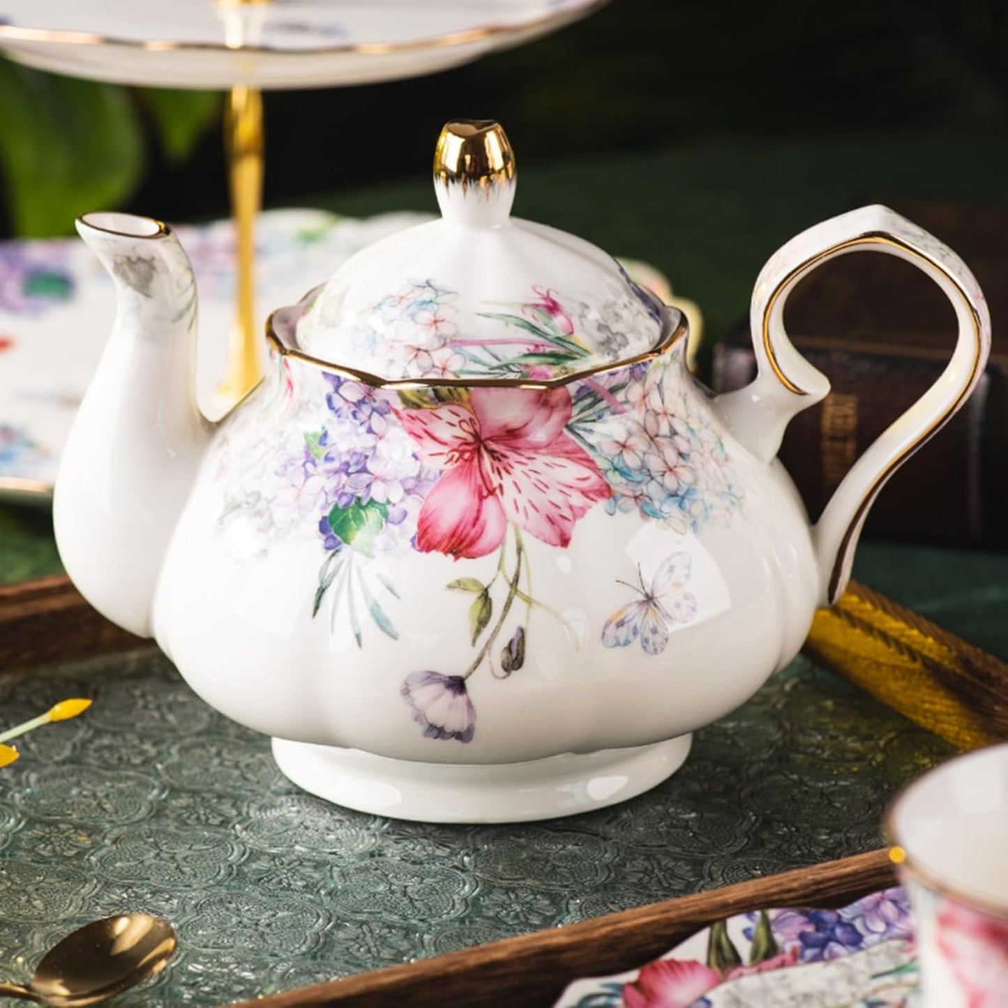 Bone China Tea Set, Vintage Floral Coffee Cups and Tea Sets, Porcelain Tea Set for Women Tea Party British, Christmas Gifts(Purple)