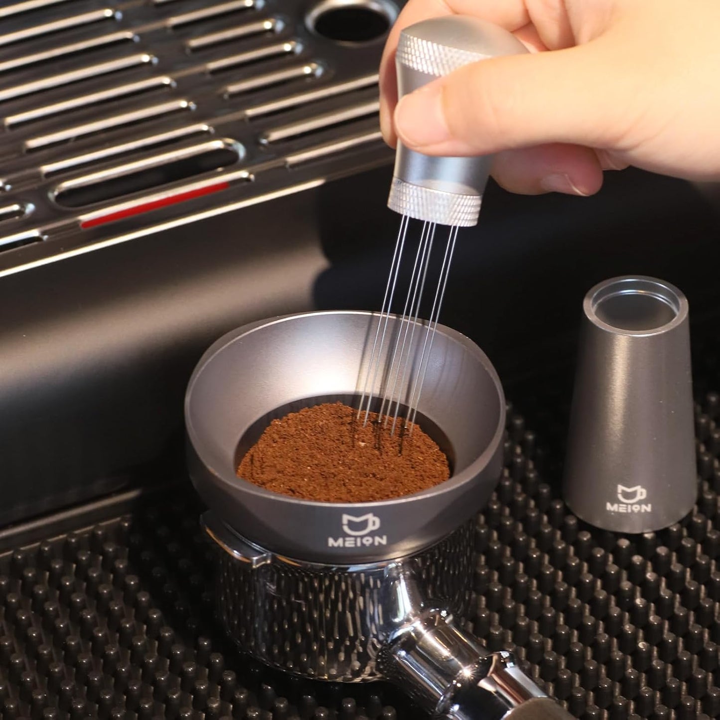 MEION 58mm Espresso Dosing Funnel and 58.5mm Puck Screen Set for 58mm Portafilters, Magnetic Coffee Portafilter Funnel, Reusable Espresso Puck Screen, Espresso Tools Accessories (Silver, 58mm)