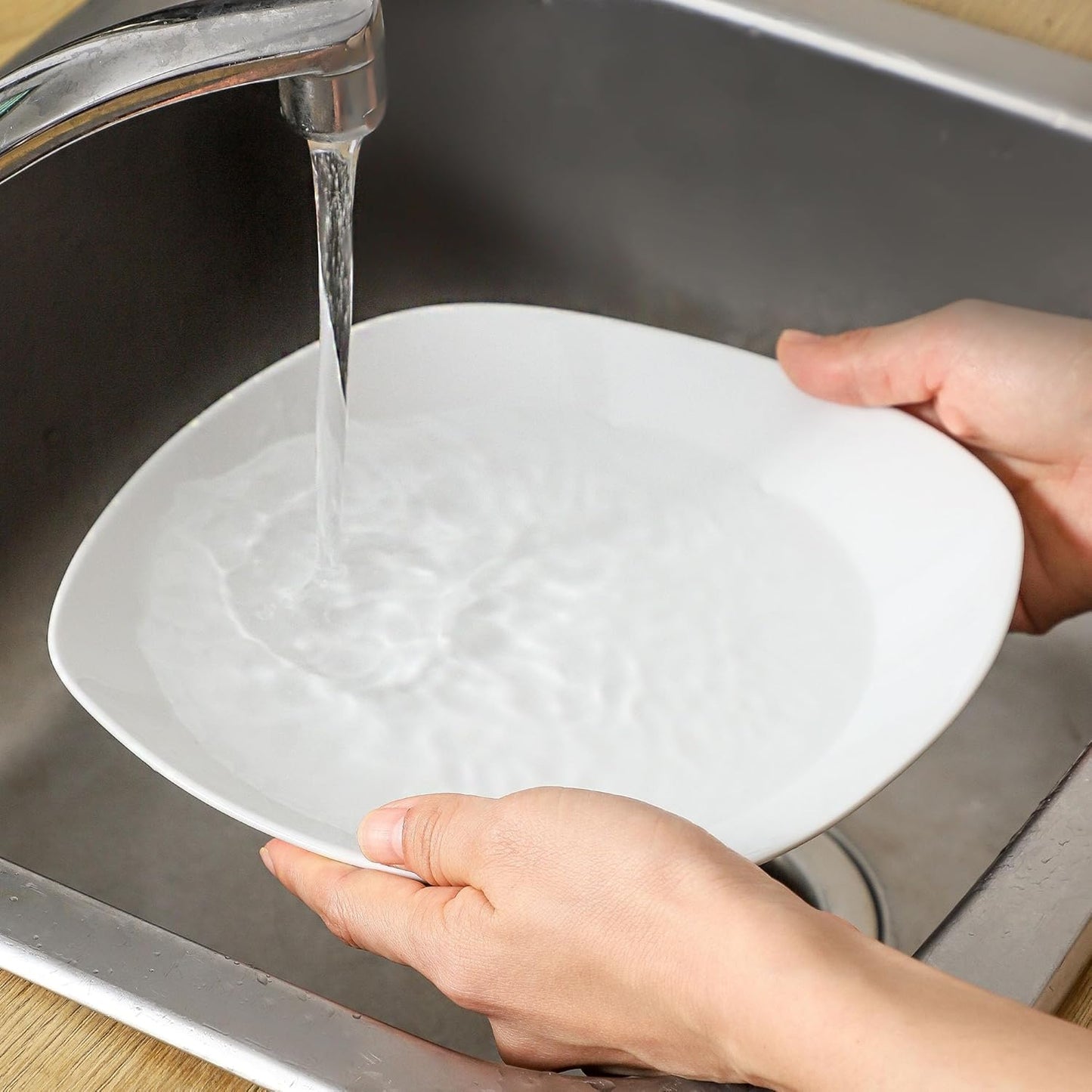 fMBB Ceramic Large Soup Bowls, 8.6 Inches, Modern 4-Piece Deep Salad Plates Set, Porcelain Square Plates, for Fruit, Cereal, Dessert, Snack - White