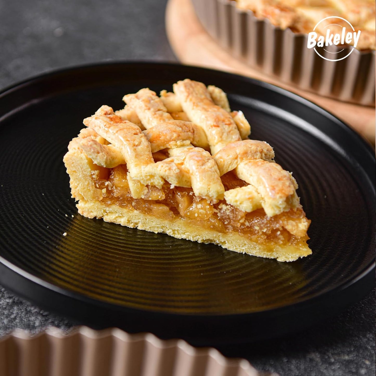 9-Inch Round Tart Pan with Loose Removable Bottom, Non-Stick Carbon Steel Quiche Pan for Oven Baking (Black)