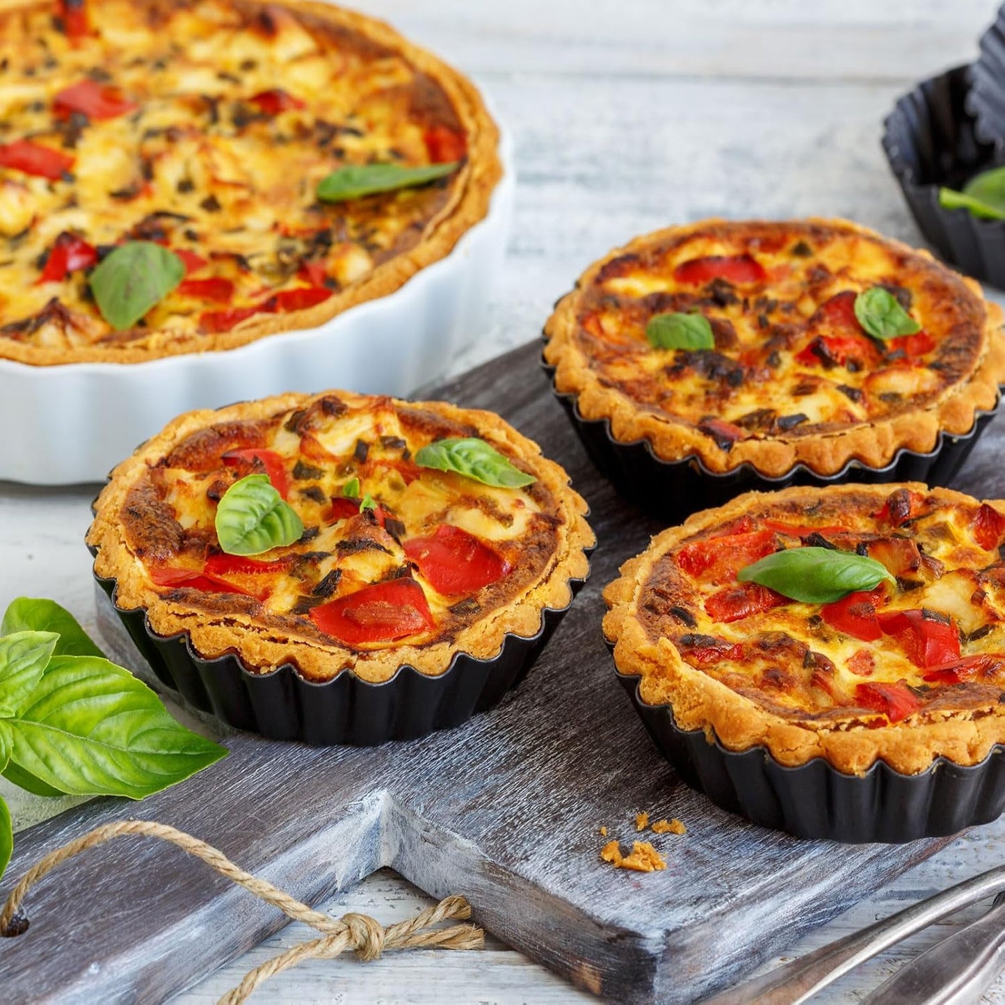 uxcell 18Pcs Silicone Cupcake Baking Cups, Silicone Muffins Liners Non-Stick Square Baking Cups, for Cooking Eggs Baking Muffins and Make a Cake(Yellow)