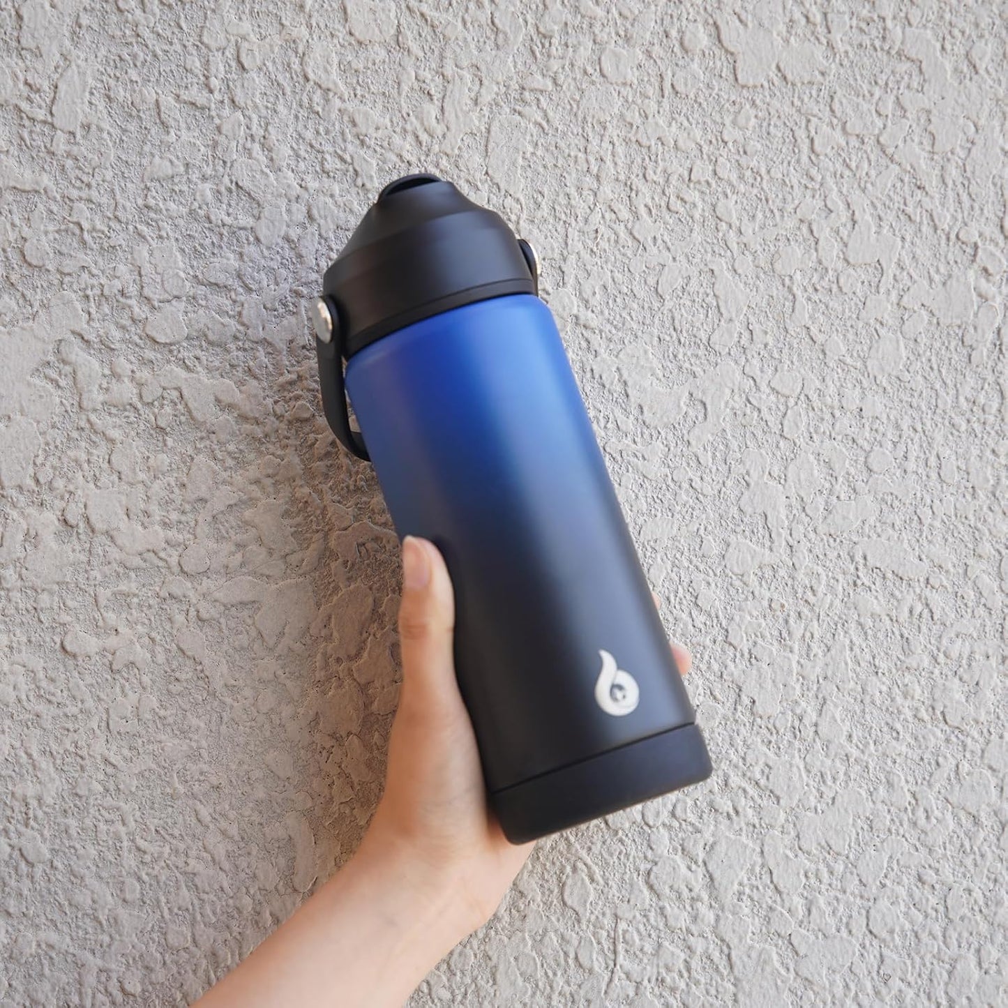 BJPKPK Insulated Water Bottle with Straw Lid, 18oz Thermos Water Bottles, Flex Handle & Non-slip Boot, BPA Free Leak Proof Stainless Steel Metal Thermos, Tumblers, Cups,Black Blue