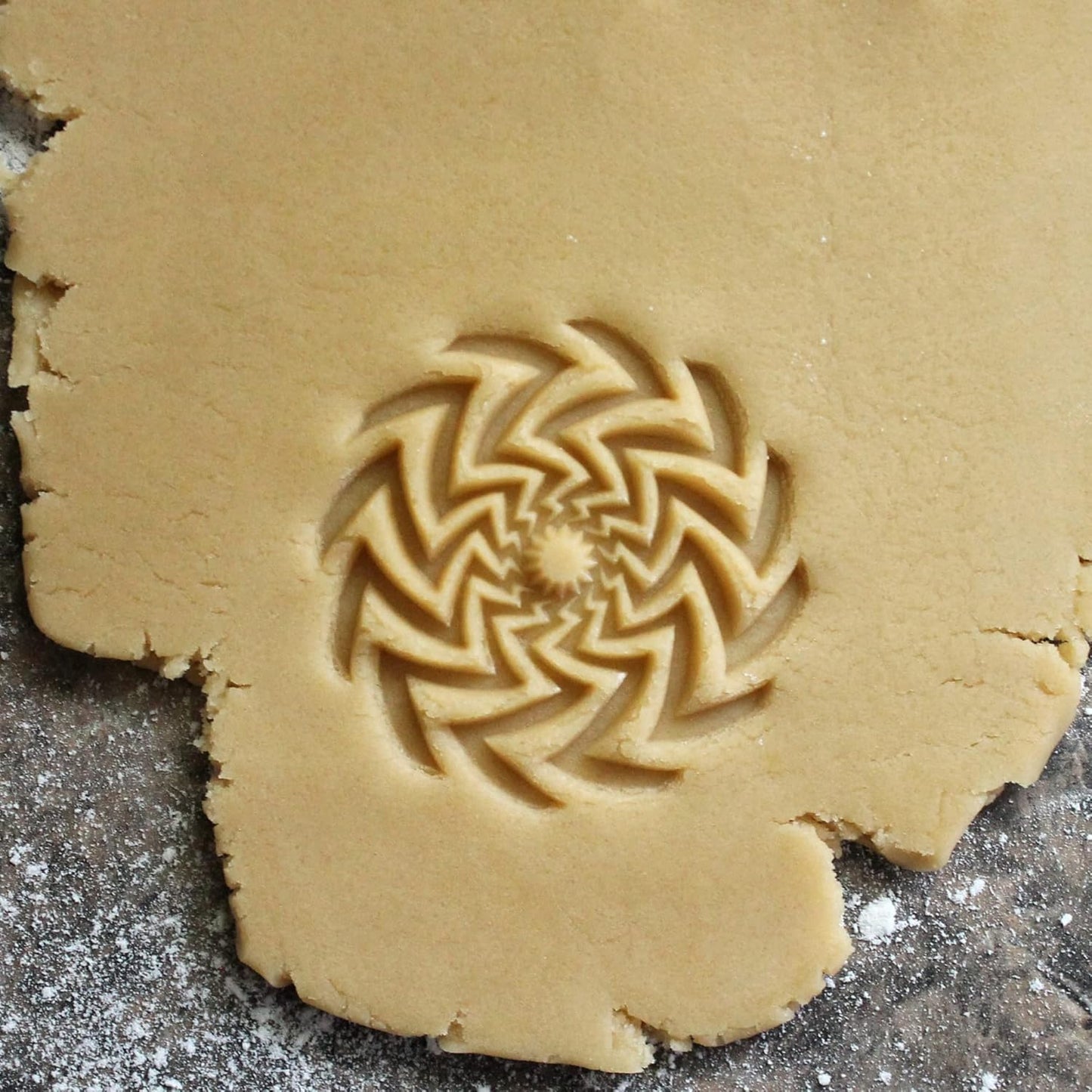 Wood Cookie Stamp, 2.5 Inch (Zigzag Spiral Sun CS-058)