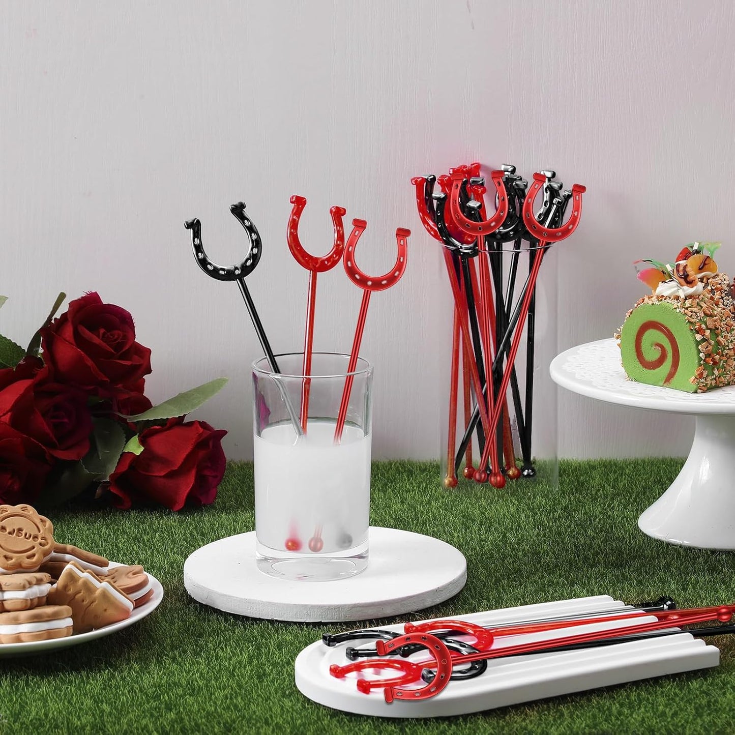 6 Inch Derby Drink Plastic Stirrers Swizzle Sticks for Cocktails Coffee Reusable U Shaped Horseshoe Drink Stirrers for Coffee Beverage Party Bar Weddings Events(Black,red,30 Pcs)