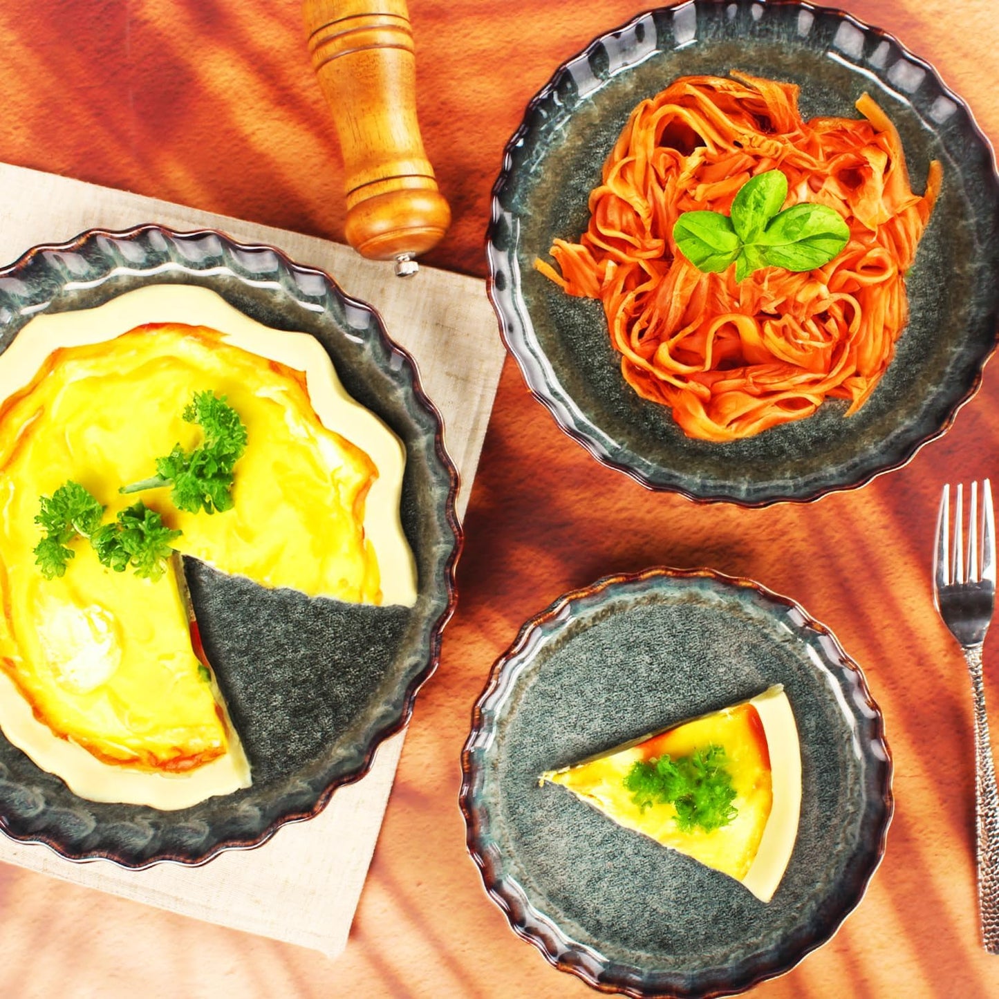 Ceramic Pie Pan Quiche Baking Dish, 9 Inch Round Ruffled Edge Au Gratin Baking Dishes, 27 Ounces Non-Stick Pie Dish, Tart Pan, Pie Plate for Apple, Oven, Dishwasher and Microwave Safe