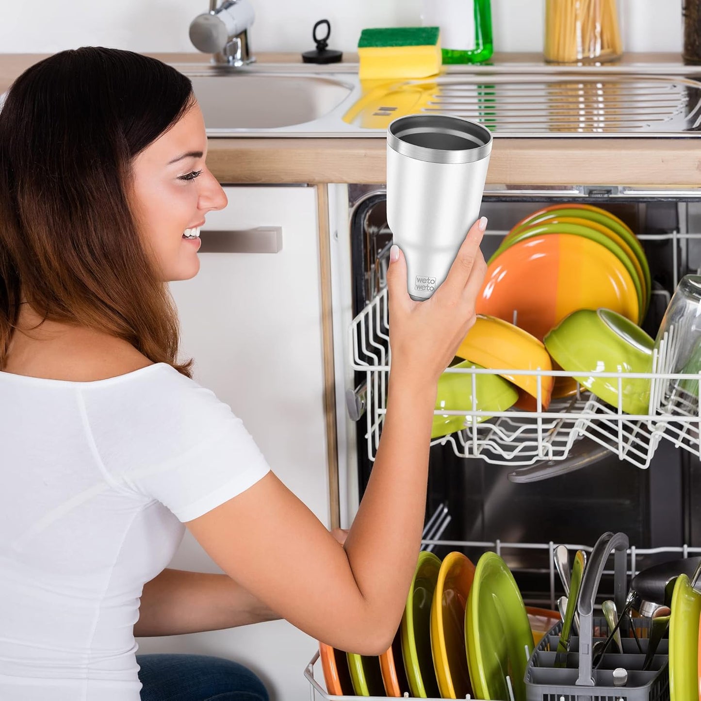 WETOWETO 30 oz Stainless Steel Tumbler, Insulated Coffee Tumbler Cup with 2 Lids and 2 Straws, Double Walled Travel Coffee Mug for Hot & Cold Drinks (White, 1 Pack)