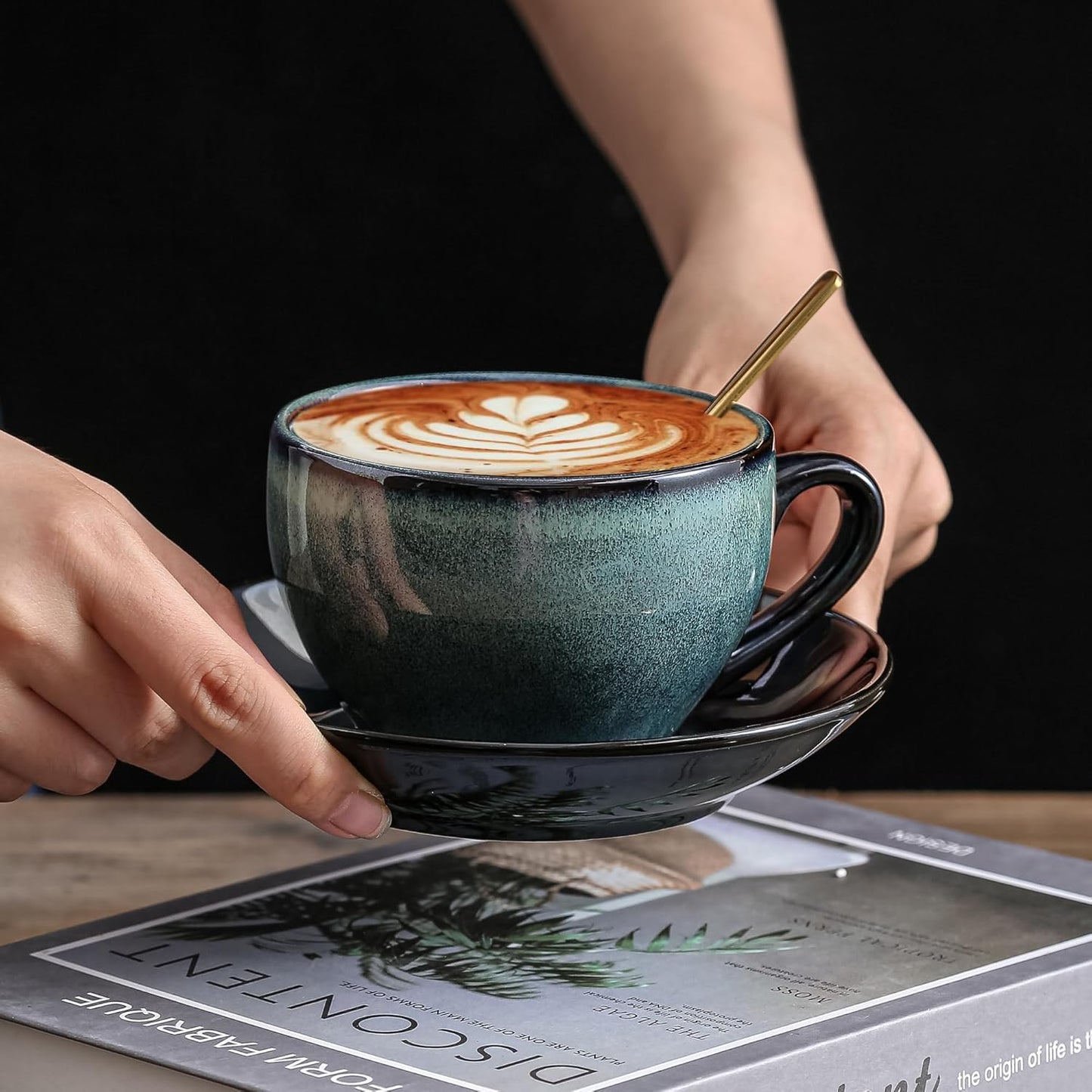 Porcelain Coffee Cup with Saucer Spoon, Vintage Design Ceramic Latte Art Cappuccino Barista Espresso Tea Cup with Saucer (11.6 oz, 350ml, Mist Green)