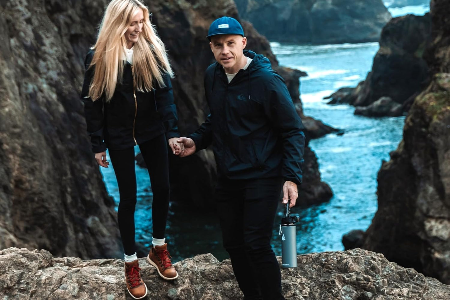 HYDRO CELL Stainless Steel Insulated Water Bottle with Straw - For Cold & Hot Drinks - Metal Vacuum Flask with Screw Cap and Modern Leakproof Sport Thermos for Adults (Graphite 18oz)