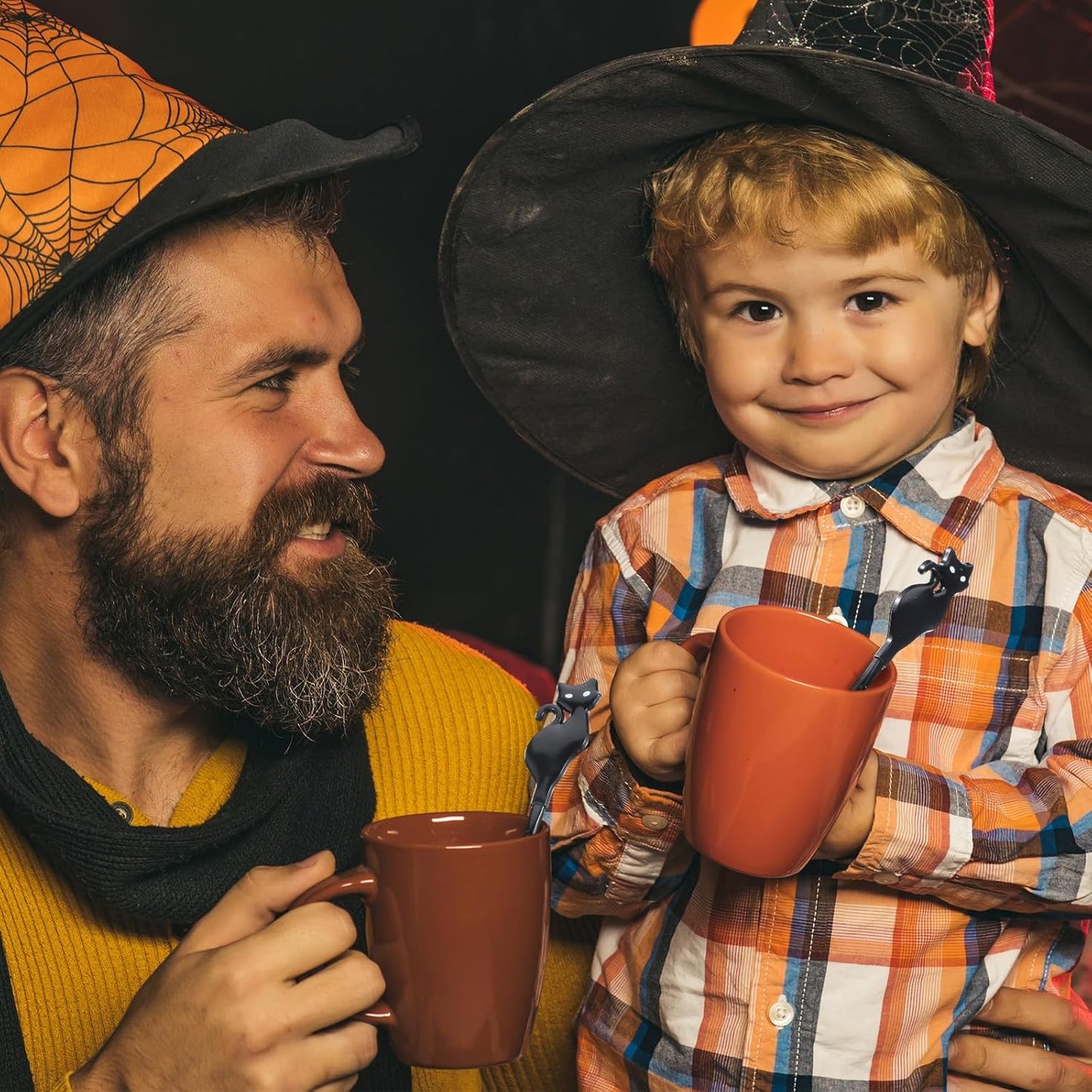 30 Pcs Halloween Swizzle Sticks Plastic Coffee and Cocktail Stirrers Fall Thanksgiving Drink Stirrers Cocktail Mixers for Halloween Fall Autumn Party Tea Coffee Bar Decoration(Black Cat)